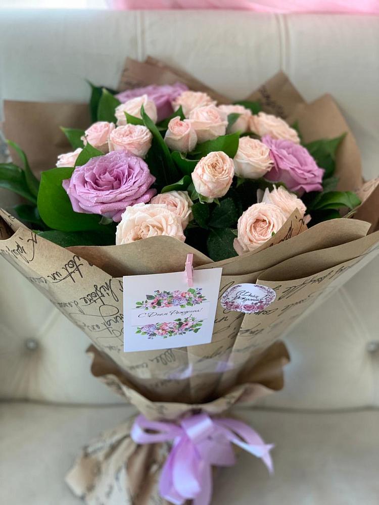 Букет цветов из: Розы в Первое Мая