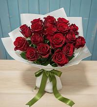 Букет Красные розы в Первое Мая