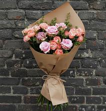 Букет цветов из:  Розы в Первое Мая