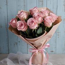 Букет цветов из:  Розы в Первое Мая