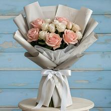 Букет цветов из:  Розы в Первое Мая