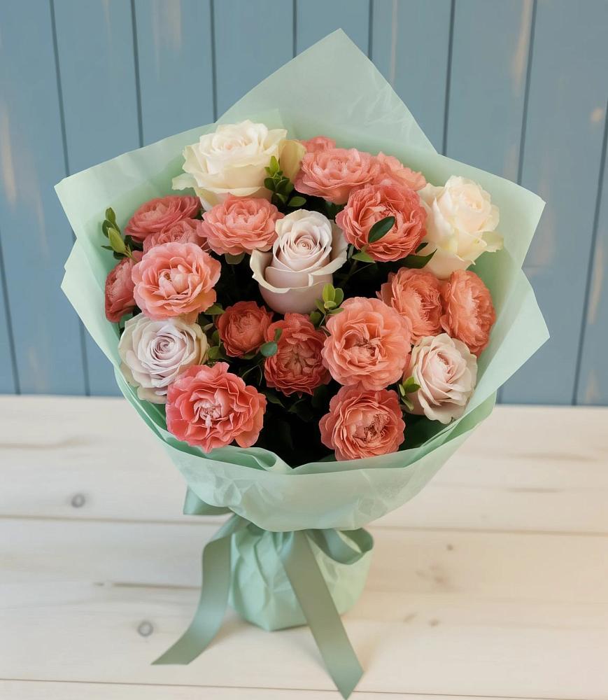 Букет цветов из: Розы в Первое Мая