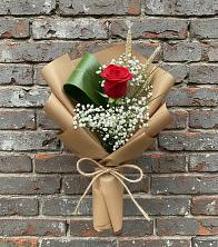 Букет цветов из:  Розы в Первое Мая
