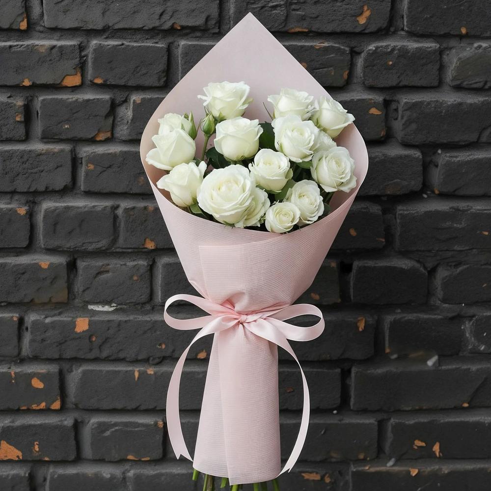 Букет цветов из: Розы в Первое Мая