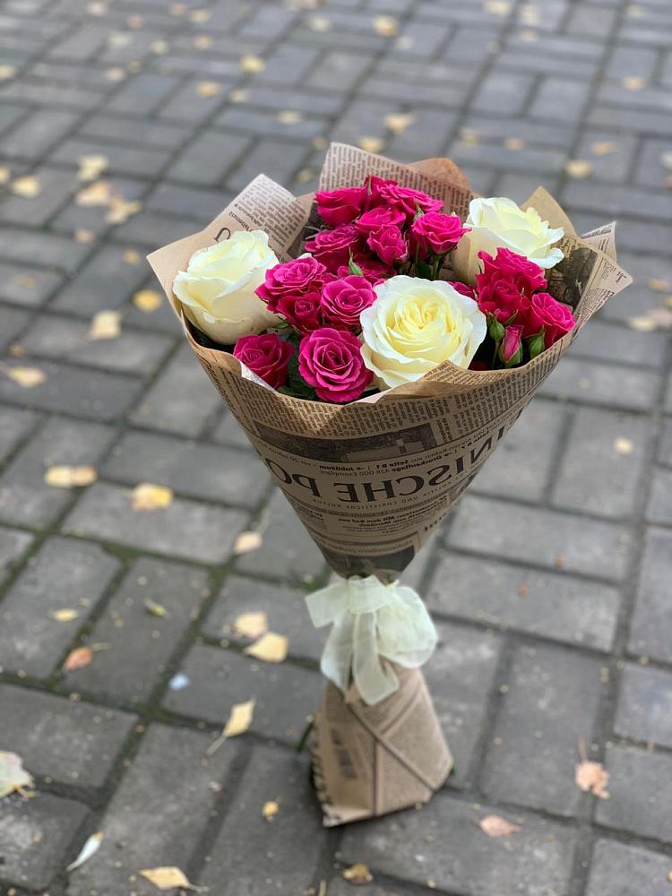 Букет цветов из: Розы в Первое Мая