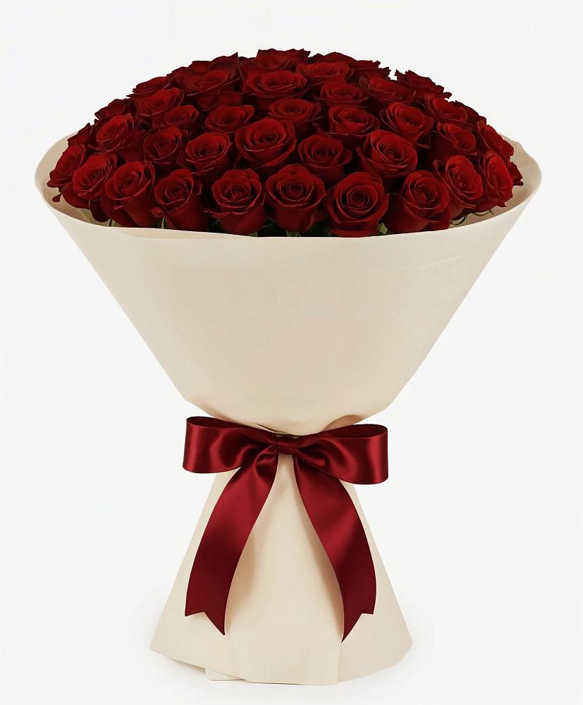 Букет 101 Бордовая роза Блэк Бакарра в Первое Мая